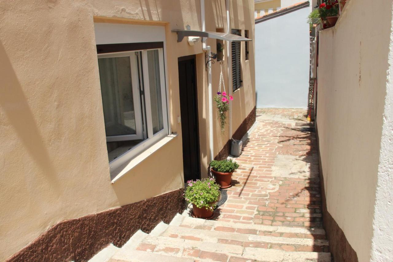 Studio Apartment A&A Mali Losinj Exterior photo